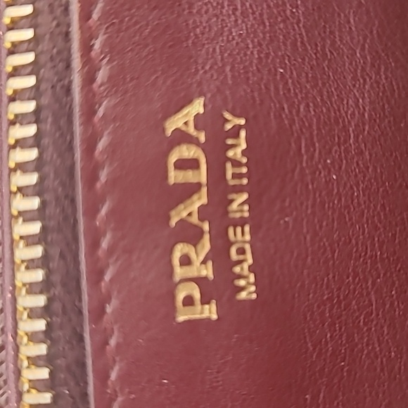 Authentic Prada Wallet - Picture 15 of 16